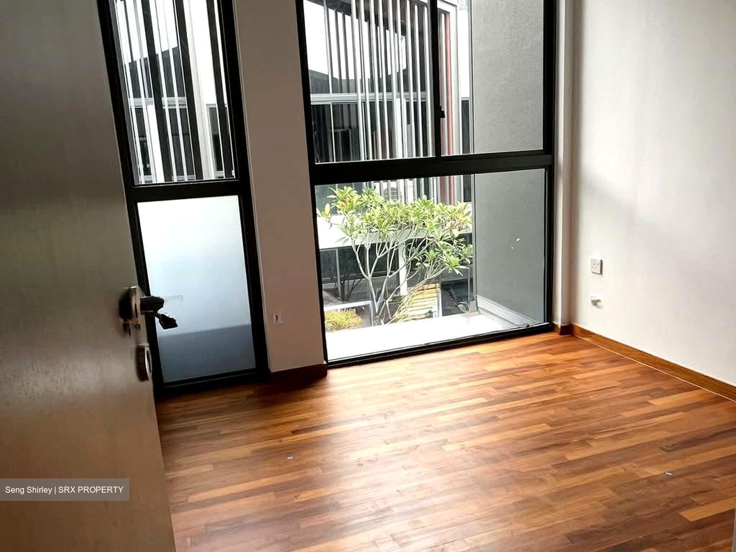 Affinity At Serangoon (D19), Terrace #573167981